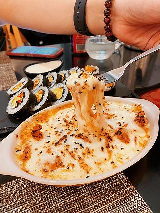 Chúng ta của Hiện tại khá là đói nha,kéo ngay hội bạn tới BODO Korean Kitchen ngay nhé! - ảnh 1 chung ta cua hien tai kha la doi nha,keo ngay hoi ban toi bodo korean kitchen ngay nhe! - anh 1