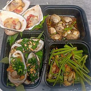 Thèm ốc quá mà dịch không ra quán ăn được nên đành gọi về nhà ăn vậy !!! - ảnh 6 them oc qua ma dich khong ra quan an duoc nen danh goi ve nha an vay !!! - anh 6