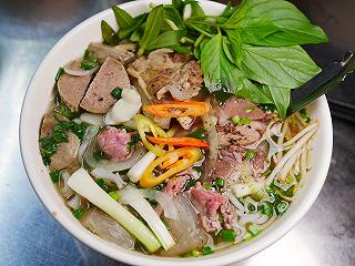 Tuyệt vời hương vị phở truyền thống - ảnh 2 tuyet voi huong vi pho truyen thong - anh 2