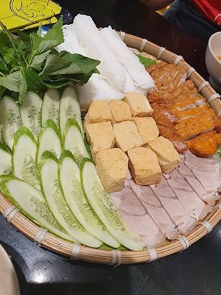 Bún đậu mắn tôm Làng vòng
📍260 tân hương ,tân quý , tân phú - ảnh 1 bun dau man tom lang vong
📍260 tan huong ,tan quy , tan phu - anh 1