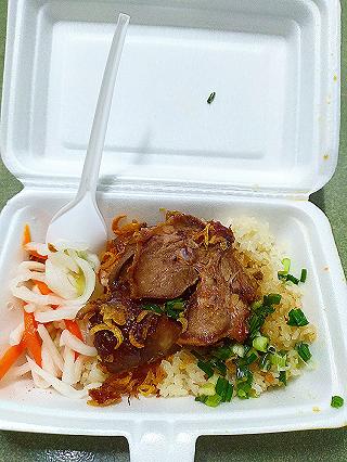 Xôi Bùi Thị Xuân trứ danh 44 năm có ngon hay không? - ảnh 2 xoi bui thi xuan tru danh 44 nam co ngon hay khong? - anh 2