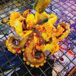 Trốn ở nhà, phá mồi VÚ HEO – BẠCH TUỘC NƯỚNG SATE ngon thần sầu - ảnh 2 trốn o nha, phá mồi vú heo – baoch tuoôc nướng sate ngon thần sầu - anh 2