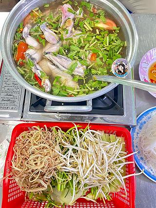 Trời mưa thèm lẩu Ếch cô Tư 🐸 - ảnh 3 troi mua them lau ech co tu 🐸 - anh 3