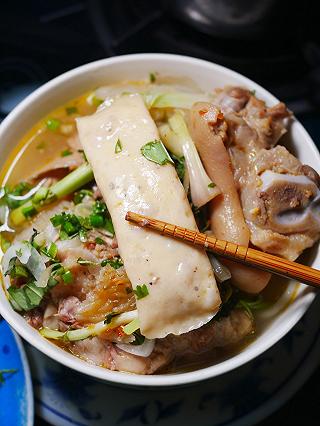 bún bò mua quán mà vị y như nhà tự nấu - ảnh 3 bun bo mua quan ma vi y nhu nha tu nau - anh 3
