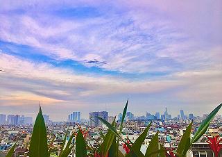 KHÁM PHÁ TÒA NHÀ TRỐNG NÓC TẠI PHÚ NHUẬN - ảnh 1 kham pha toa nha trong noc tai phu nhuan - anh 1