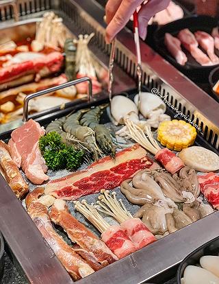 💥 Rồi tới công chuyện với buffet Lẩu/Nướng style Hàn tại Sik Dak Fook giá quá hời giảm 10% khi check-in nữa á 🤪💥 - ảnh 5 💥 roi toi cong chuyen voi buffet lau/nuong style han tai sik dak fook gia qua hoi giam 10% khi check-in nua a 🤪💥 - anh 5
