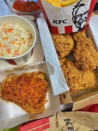 KFC khuyến mãi đê bà con - ảnh 1 kfc khuyen mai de ba con - anh 1