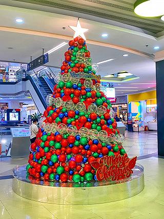 Choáng ngợp với “Đại Lộ Giáng Sinh” đẹp lung linh ở Vạn Hạnh Mall - ảnh 6 choang ngop voi “dai lo giang sinh” dep lung linh o van hanh mall - anh 6