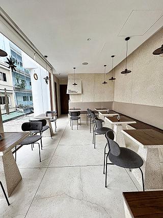QUÁN CAFE TONE TRẮNG ĐƠN GIẢN NHƯNG ĐẸP - ảnh 4 quan cafe tone trang don gian nhung dep - anh 4