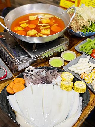 Chảy nước miếng LẨU MỰC SIZE KHỦNG & CHẢO LÒNG “ZÚ” HEO NƯỚNG SIÊU NGON. - ảnh 1 chay nuoc mieng lau muc size khung & chao long “zu” heo nuong sieu ngon. - anh 1