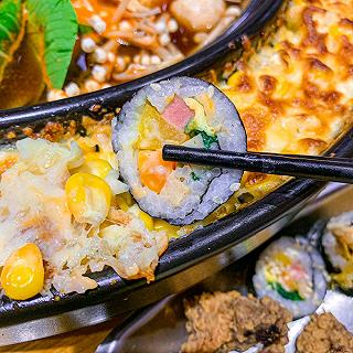 CÙNG CHƠI ĐẬP GIẤY NHƯ SQUID GAME ĐÌNH ĐÁM, TEAM CHIẾN THẮNG GIẢM HẲN 50% VÉ BUFFET!!! 😎 - ảnh 5 cung choi dap giay nhu squid game dinh dam, team chien thang giam han 50% ve buffet!!! 😎 - anh 5