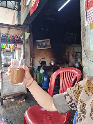 Cafe vợt Ba Lù - ảnh 3 cafe vot ba lu - anh 3