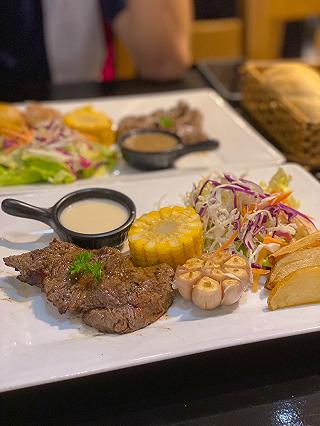 Titi beefsteak - ảnh 1 titi beefsteak - anh 1