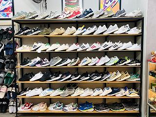 DÂN CHƠI SNEAKER MÀ HÔNG BIẾT CHỖ NÀY LÀ THIẾU SÓT LẮM NHA 😂 - ảnh 4 dan choi sneaker ma hong biet cho nay la thieu sot lam nha 😂 - anh 4