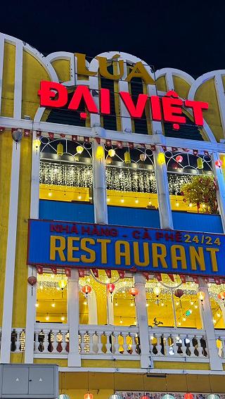 Phố đi bộ Bùi Viện khu vui chơi về đêm khi đến Sài Gòn - Thành phố Hồ Chí Minh - ảnh 5 pho di bo bui vien khu vui choi ve dem khi den sai gon - thanh pho ho chi minh - anh 5