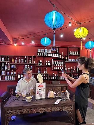 Nhà hàng phố tây Bùi Viện - Sen Đại Việt mở bán 24/24 - ảnh 6 nha hang pho tay bui vien - sen dai viet mo ban 24/24 - anh 6