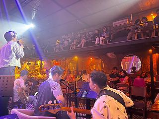 LONG CAFE ACOUSTIC THỦ ĐỨC - ảnh 4 long cafe acoustic thu duc - anh 4