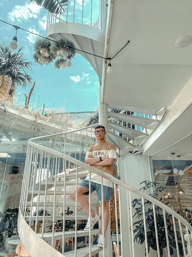 Riviu riviu
