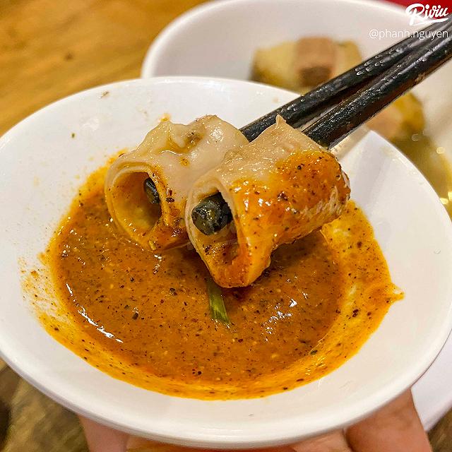 theo chan nang mi thuong thuc lau chao chim, thang co dam chat am thuc tay bac - anh 41