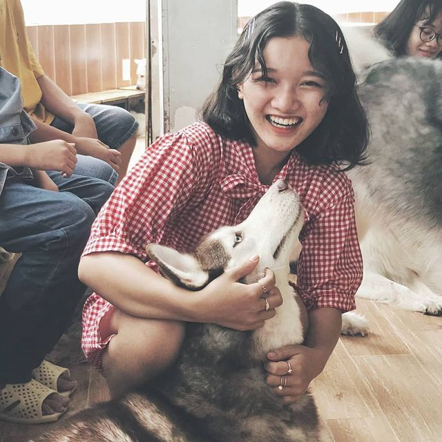 Ngồi hoài không chán với 7 quán cà phê cún cưng đáng yêu hết nấc tại Sài Gòn - ảnh 24 ngoi hoai khong chan voi 7 quan ca phe cun cung dang yeu het nac tai sai gon - anh 24