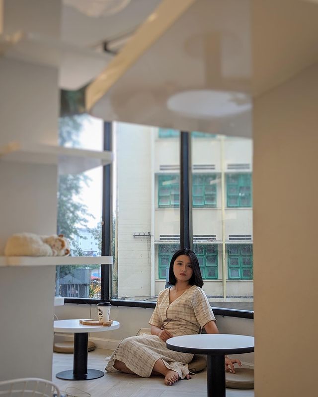 Ngồi hoài không chán với 7 quán cà phê cún cưng đáng yêu hết nấc tại Sài Gòn - ảnh 34 ngoi hoai khong chan voi 7 quan ca phe cun cung dang yeu het nac tai sai gon - anh 34