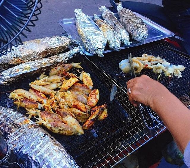 Chợ Bến Đình - khu chợ hải sản tươi ngon giá rẻ ở Vũng Tàu chỉ dân 'nằm vùng' mới biết - ảnh 19 cho ben dinh - khu cho hai san tuoi ngon gia re o vung tau chi dan "nam vung" moi biet - anh 19