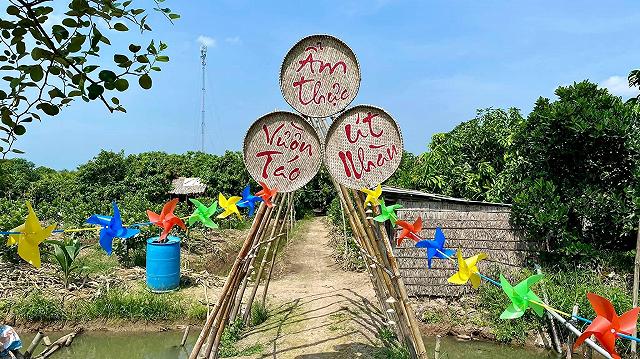 Cầm theo bịch muối ngon đi 'vườn táo toàn size khủng' tự tay hái ăn no mệt nghỉ chỉ 50k/người - ảnh 12 cam theo bich muoi ngon di "vuon tao toan size khung" tu tay hai an no met nghi chi 50k/nguoi - anh 12