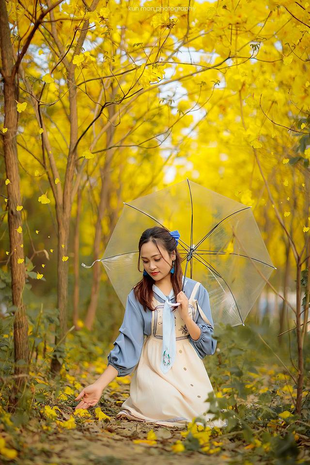 lac giua vuon hoa phong linh dep hut hon nhu chon co tich - anh 11