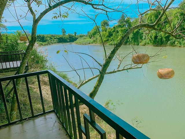 Phát hiện điểm trốn nắng tắm hồ bơi vô cực view núi rừng đẹp như 'thiên đường Bali' sát Sài Gòn - ảnh 13 phat hien diem tron nang tam ho boi vo cuc view nui rung dep nhu "thien duong bali" sat sai gon - anh 13