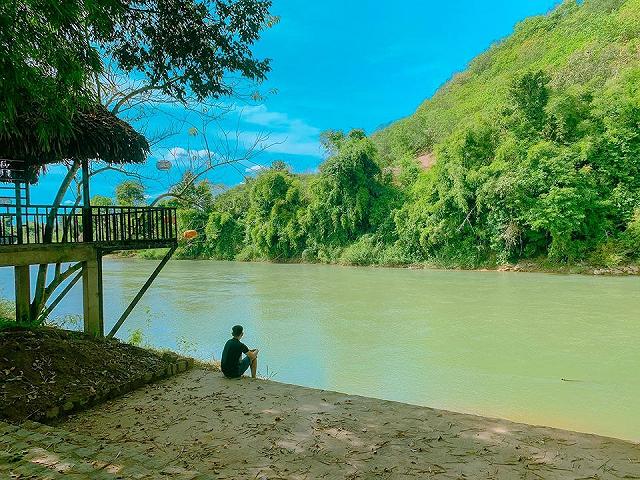 Phát hiện điểm trốn nắng tắm hồ bơi vô cực view núi rừng đẹp như 'thiên đường Bali' sát Sài Gòn - ảnh 12 phat hien diem tron nang tam ho boi vo cuc view nui rung dep nhu "thien duong bali" sat sai gon - anh 12