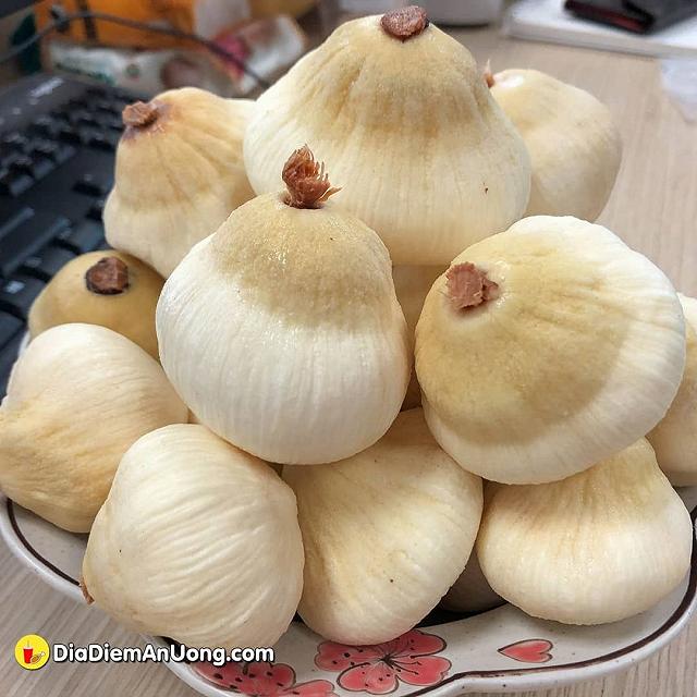 Thử một lần mê luôn MỘNG DỪA TƯƠI NGỌT MÁT đặc sản của miền tây - ảnh 18 thu mot lan me luon mong dua tuoi ngot mat dac san cua mien tay - anh 18