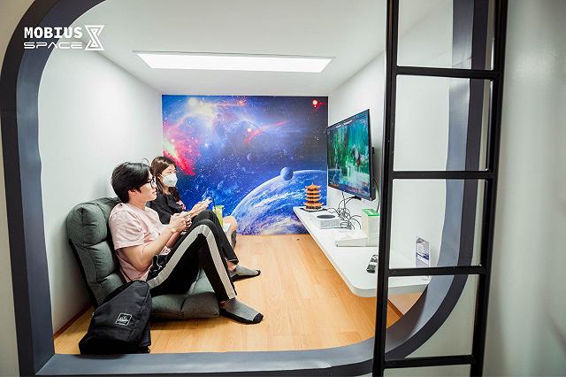 Mobius Space - mô hình cafe board game 'chanh xả' đầu tiên tại Hà Nội - ảnh 4 mobius space - mo hinh cafe board game "chanh xa" dau tien tai ha noi - anh 4