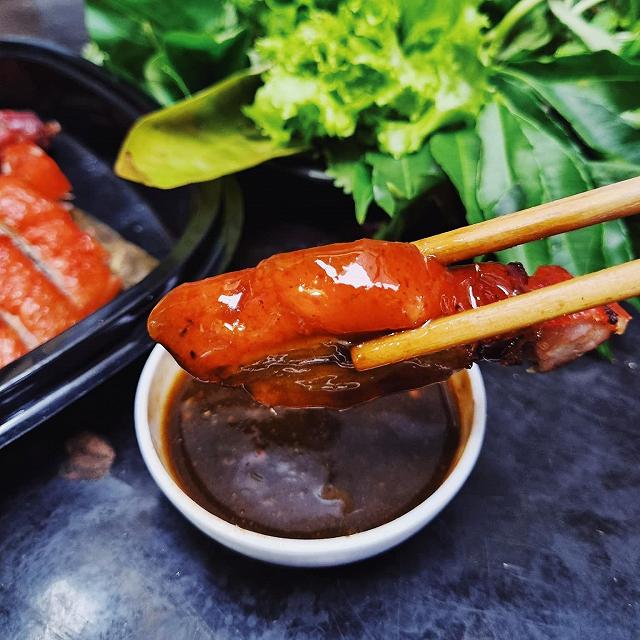 Hót hòn họt VỊT QUAY TÌ BÀ chuẩn Quảng Đông có ngoại hình siêu độc - ảnh 7 hot hon hot vit quay ti ba chuan quang dong co ngoai hinh sieu doc - anh 7