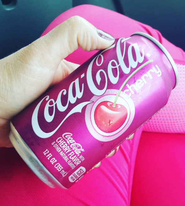 Săn lùng những PHIÊN BẢN COCACOLA ĐỘC LẠ hiếm có khó tìm ở Việt Nam - ảnh 2 san lung nhung phien ban cocacola doc la hiem co kho tim o viet nam - anh 2