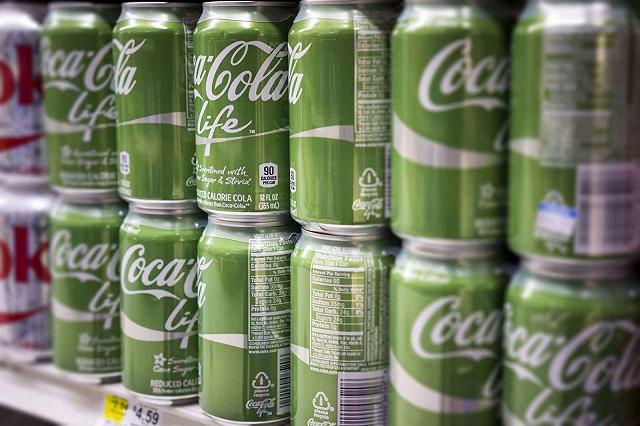 Săn lùng những PHIÊN BẢN COCACOLA ĐỘC LẠ hiếm có khó tìm ở Việt Nam - ảnh 15 san lung nhung phien ban cocacola doc la hiem co kho tim o viet nam - anh 15