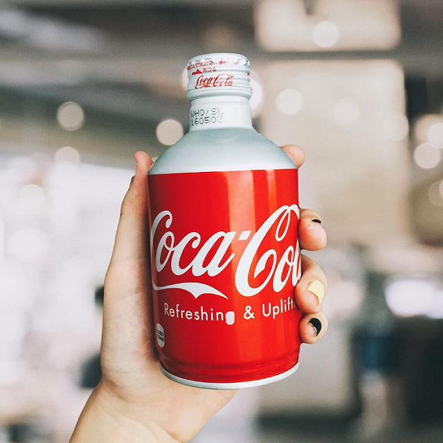 Săn lùng những PHIÊN BẢN COCACOLA ĐỘC LẠ hiếm có khó tìm ở Việt Nam - ảnh 17 san lung nhung phien ban cocacola doc la hiem co kho tim o viet nam - anh 17