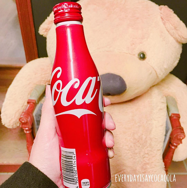 Săn lùng những PHIÊN BẢN COCACOLA ĐỘC LẠ hiếm có khó tìm ở Việt Nam - ảnh 27 san lung nhung phien ban cocacola doc la hiem co kho tim o viet nam - anh 27