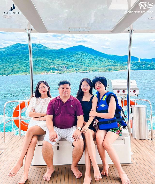 Trải nghiệm Du Thuyền 5* - Món Quà Gắn Kết Nhân Ngày Gia Đình - ảnh 2 trai nghiem du thuyen 5* - mon qua gan ket nhan ngay gia dinh - anh 2