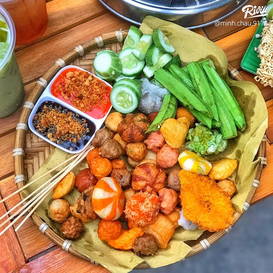 Ăn vặt Xiên Que + Đồ Nướng thả ga chỉ từ 6k | riviu.vn
