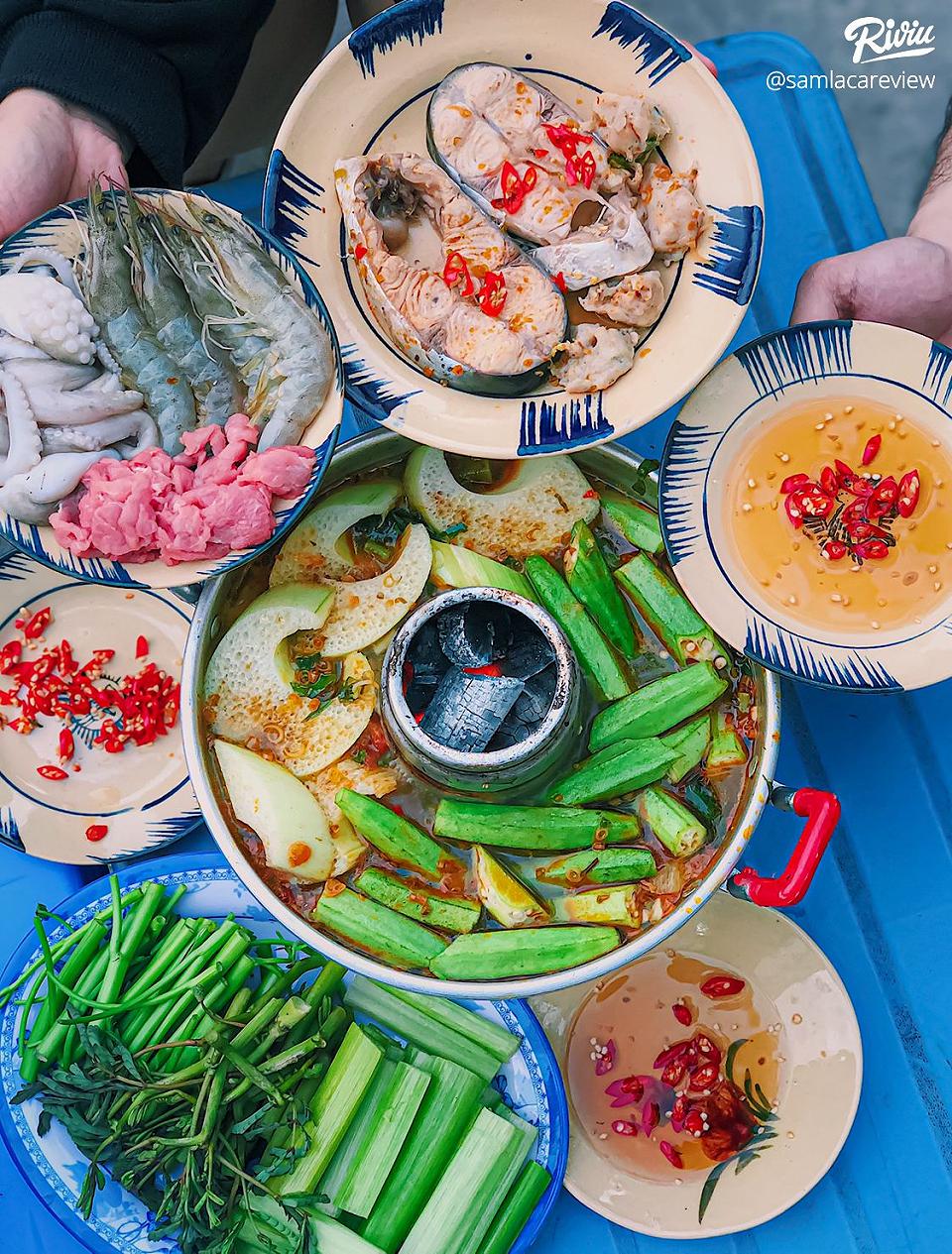 ????????♂️LẨU CÙ LAO 149K HAI NGƯỜI ĂN NO MÀ BA NGƯỜI ĂN CŨNG (XÉN) NO ???? | riviu.vn ????????♂️Lẩu Cù Lao 149K Hai Người Ăn No Mà Ba Người Ăn Cũng (Xén) No ???? | Riviu.Vn