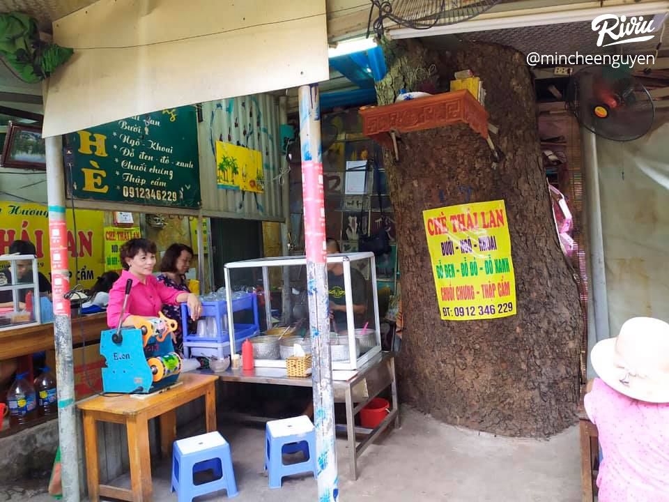 CHÈ THÁI SẶC SỠ VỚI SẦU RIÊNG VÀ THẠCH ĐỦ MÀU HẤP DẪN