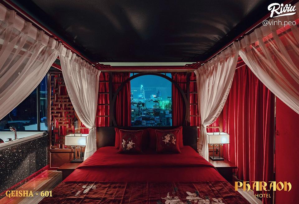 Trải nghiệm khách sạn Pharaon năm 2024 sẽ mang đến cho bạn những phút giây thư giãn và thoải mái tuyệt vời. Với những dịch vụ chất lượng, tiện nghi hiện đại và không gian nghỉ dưỡng sang trọng, Pharaon Hotel sẽ đem lại cho bạn một kỳ nghỉ đáng nhớ và tràn đầy cảm xúc.