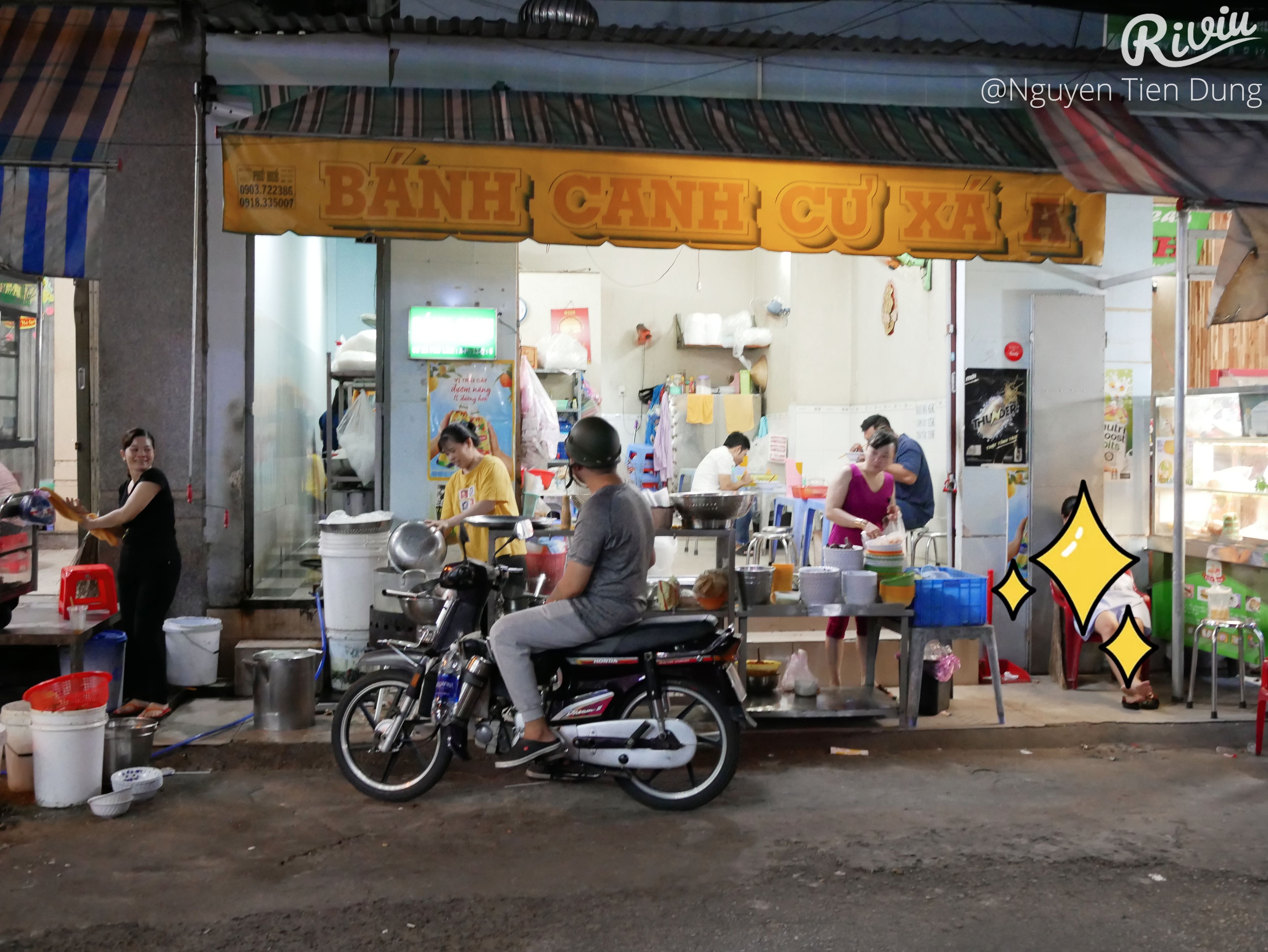 Bánh Canh Giò Heo Siêu To Khổng Lồ Về Bánh Canh Giò Heo Cư Xá Phú Lâm