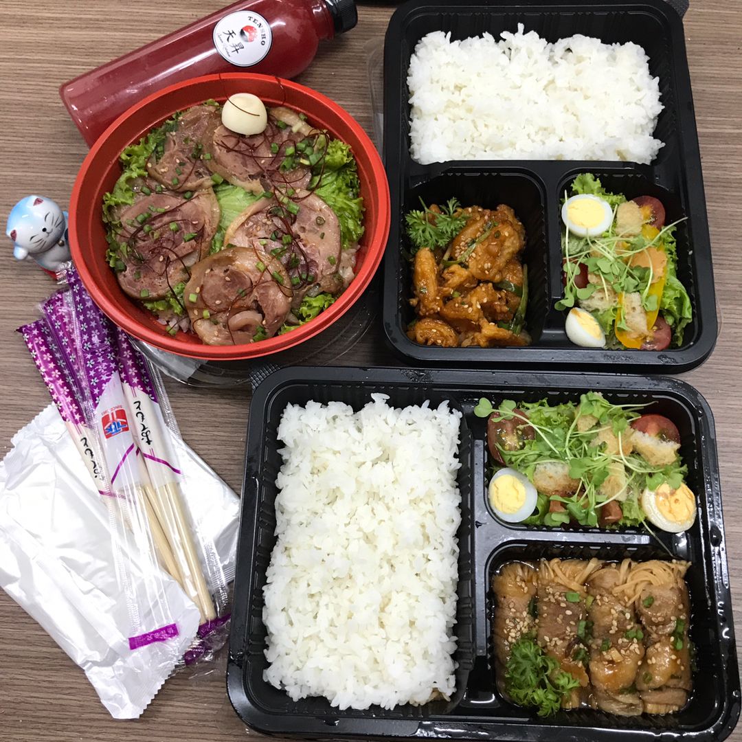 Đi ăn cơm Nhật bento với hương vị chuẩn Nhật ☺️