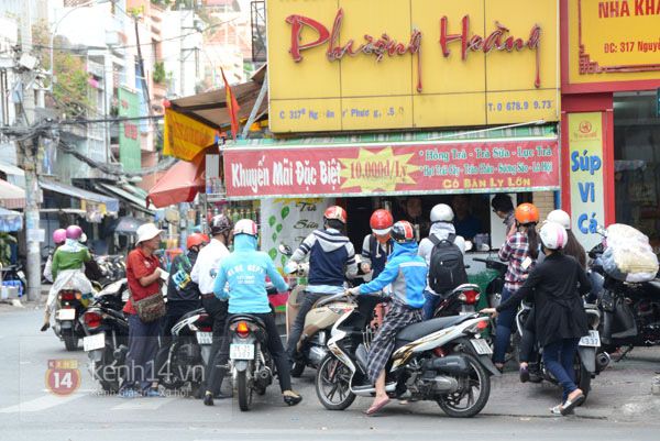 Tiệm trà sữa lạ đời nhất Sài Gòn: 'Không được mua quá 2 ly, muốn mua thêm xếp hàng lại từ đầu' - ảnh 2 tiem tra sua la doi nhat sai gon: "khong duoc mua qua 2 ly, muon mua them xep hang lai tu dau" - anh 2