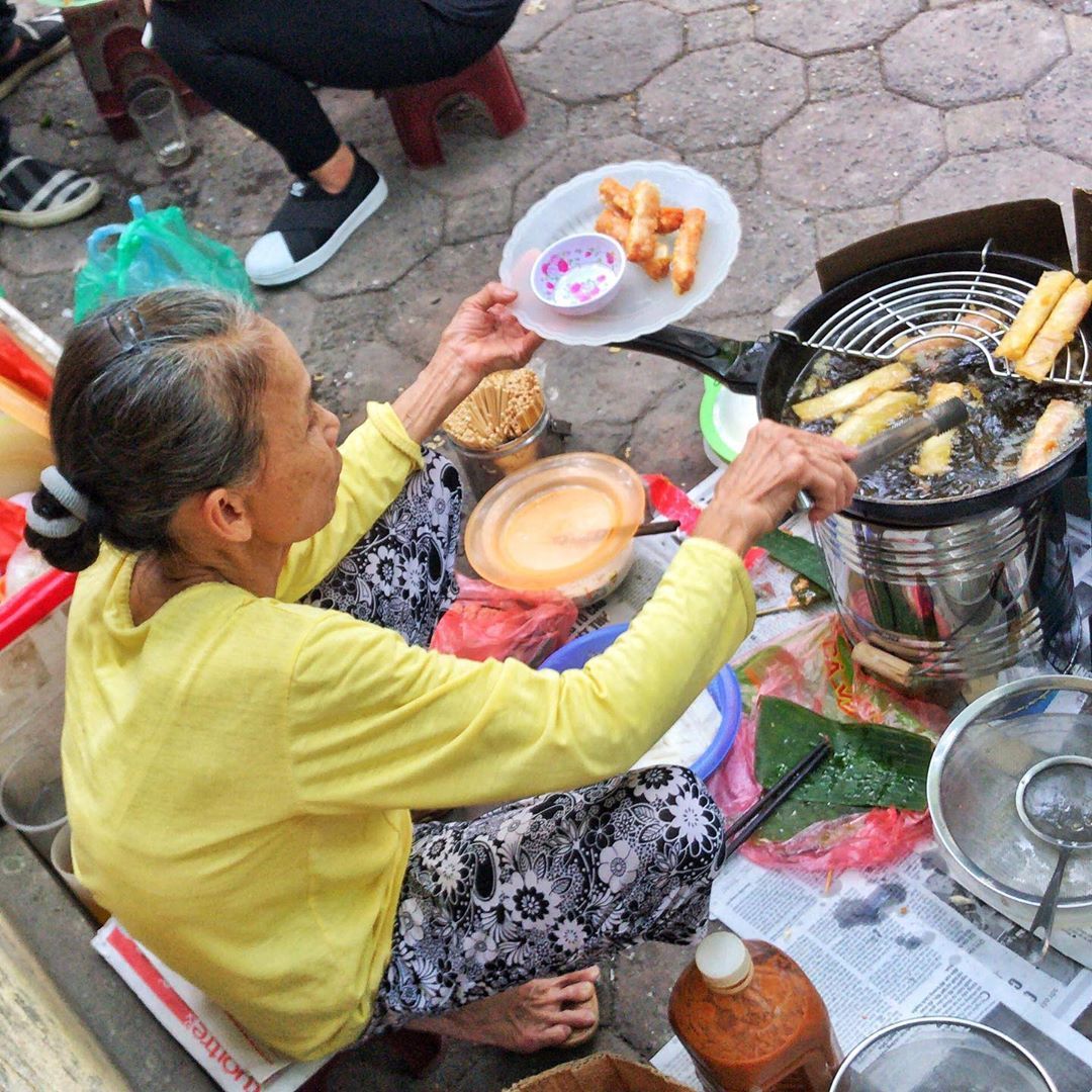 team an vat luu voi 10 quan nem chua ran ngon tuyet dinh loanh quanh ha noi - anh 13