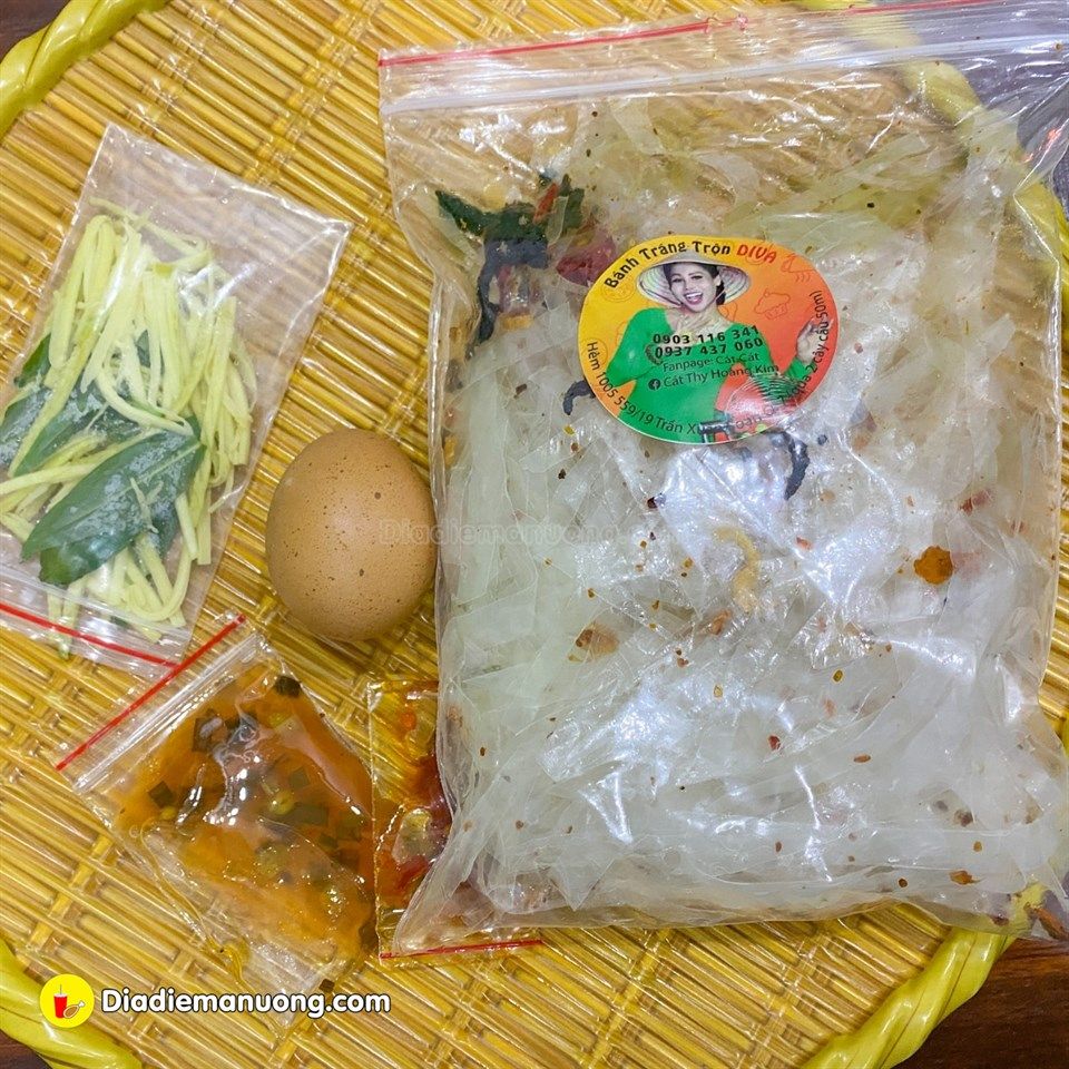 Sau một thời gây bão: mâm cua dì ba chỉ còn mối quen, bánh tráng Diva Cát Thy vẫn đông không chịu hạ nhiệt - ảnh 10 sau mot thoi gay bao: mam cua di ba chi con moi quen, banh trang diva cat thy van dong khong chiu ha nhiet - anh 10