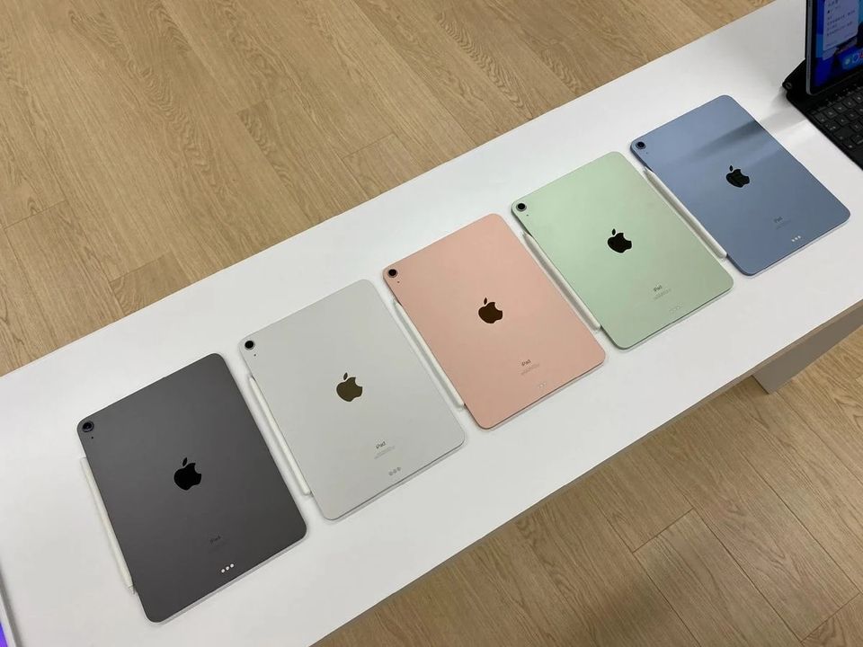 ngam da mat dan ipad air 2020 mau pastel sieu cung, thich nhat la ipad mau hong va xanh duong! - anh 1