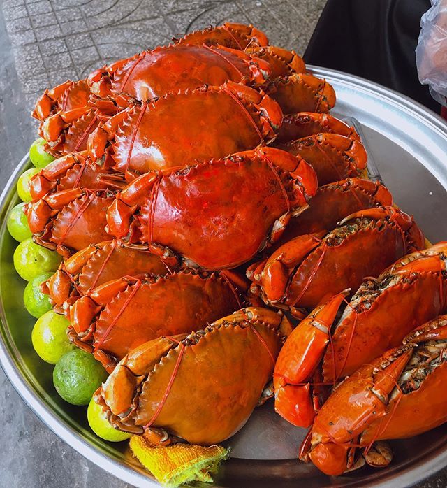 Sau một thời gây bão: mâm cua dì ba chỉ còn mối quen, bánh tráng Diva Cát Thy vẫn đông không chịu hạ nhiệt - ảnh 5 sau mot thoi gay bao: mam cua di ba chi con moi quen, banh trang diva cat thy van dong khong chiu ha nhiet - anh 5