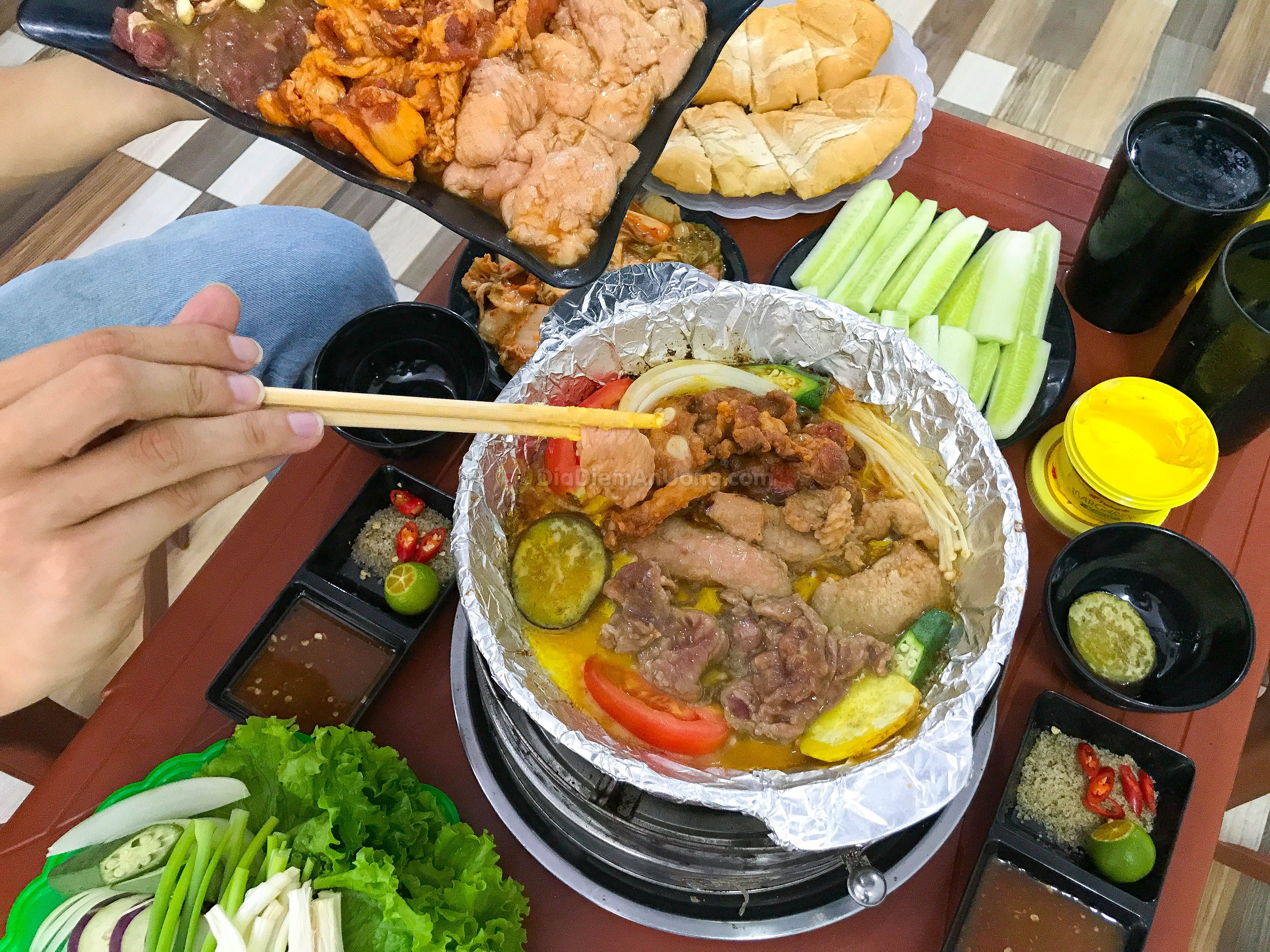 Xèo xèo vui tai quán nướng chảo mới tinh cho teen Hà Đông - ảnh 17 xeo xeo vui tai quan nuong chao moi tinh cho teen ha dong - anh 17